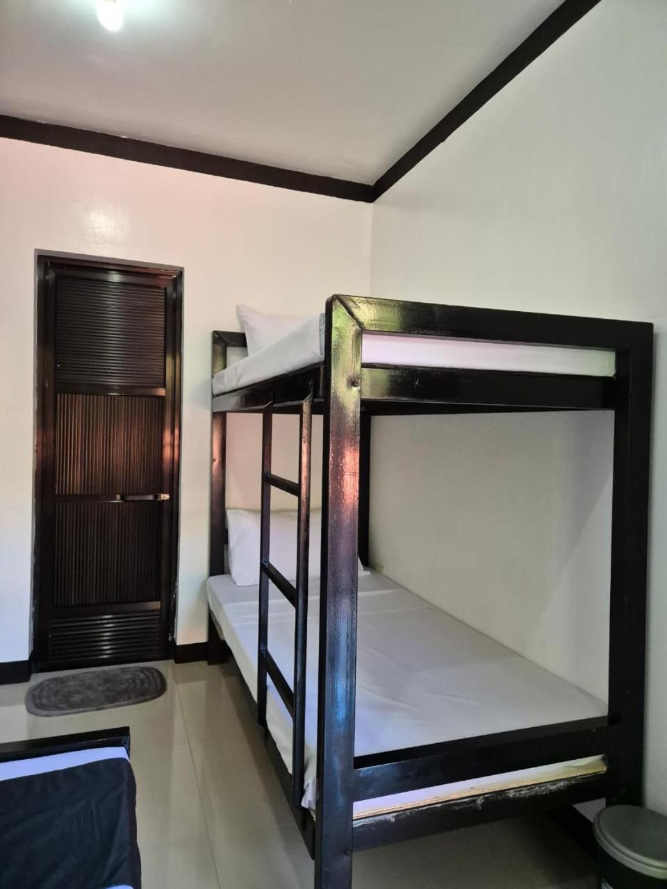 Casa Olivia Hotel Coron Exterior photo