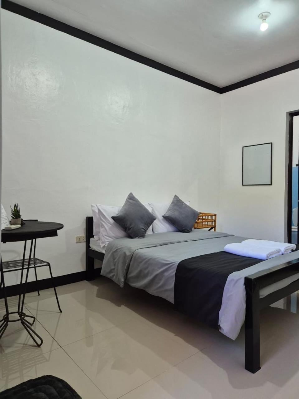 Casa Olivia Hotel Coron Exterior photo